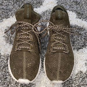 ✨Adidas Tubular Doom✨